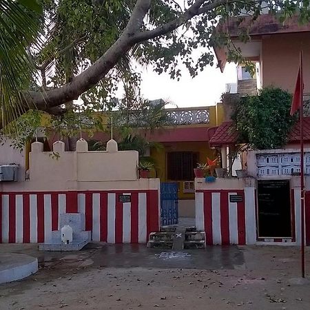 Shakti Family Guest House Mahabalipuram Extérieur photo
