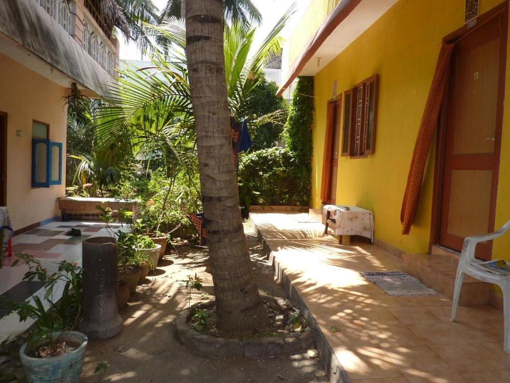 Shakti Family Guest House Mahabalipuram Extérieur photo